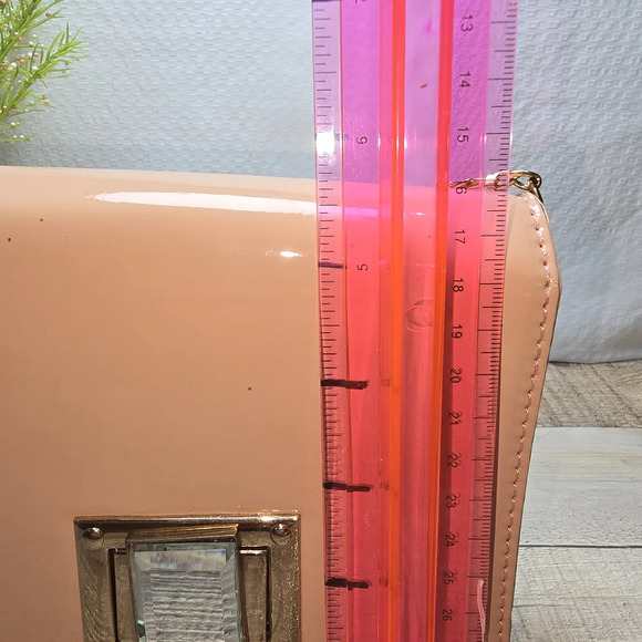 CHARMING CHARLEY PINK PATENT SHINY SMALL BAG RHINESTONE CLASP CLOSURE - Picture 7 of 10